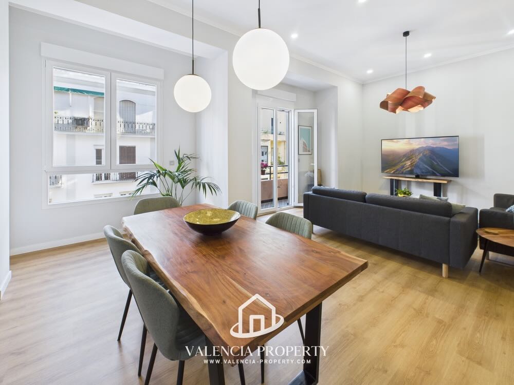 Property 2440 - Image 2